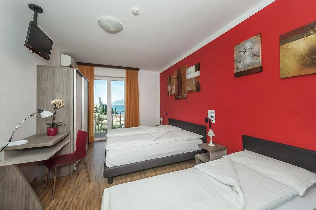 Hotel Garni Ischia Malcesine
