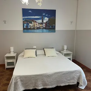 Airport Venice Diego לינה וארוחת בוקר